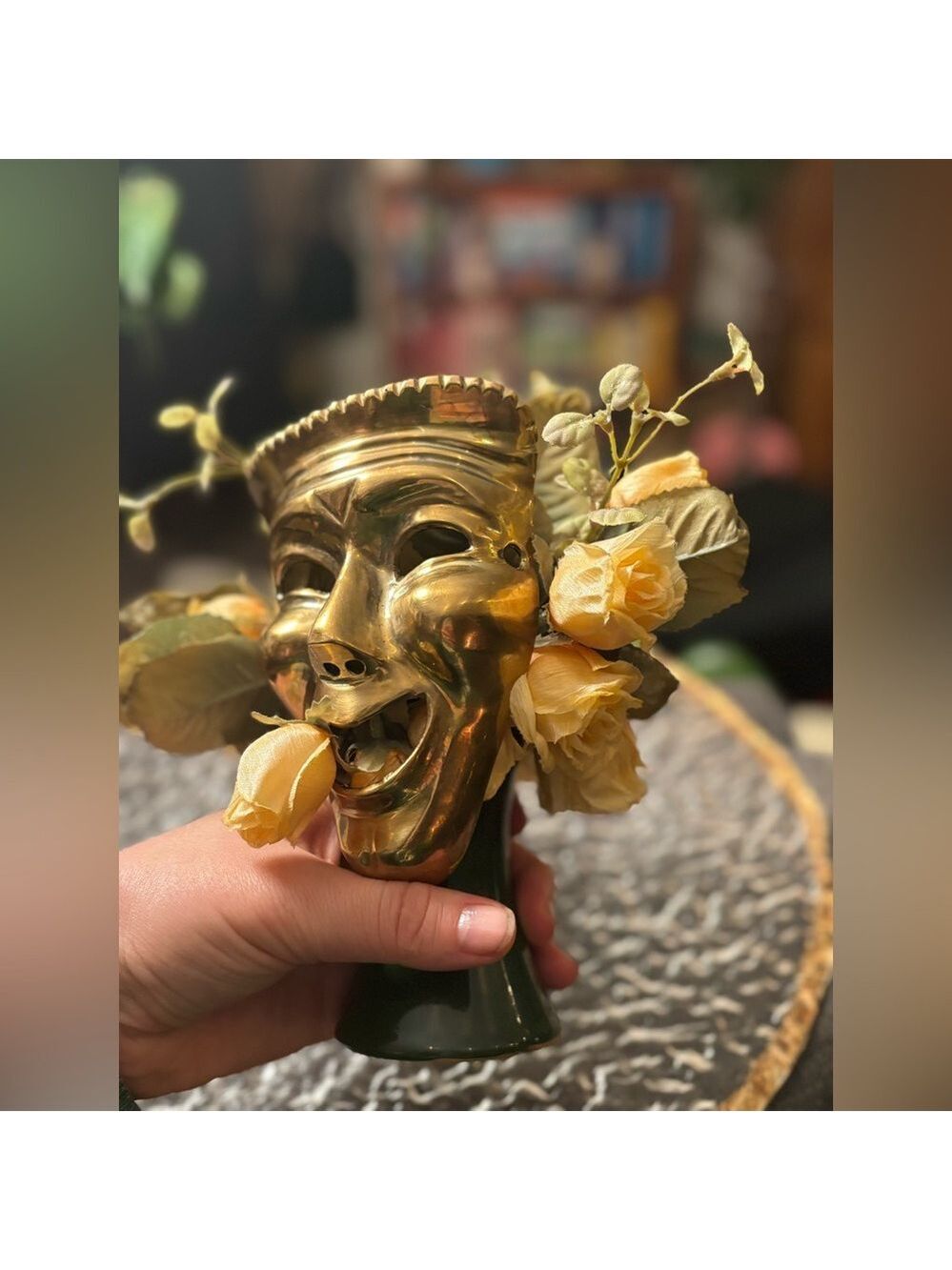 Antique-Style Brass Mask Sculpture Botanical Wall Art 4 Vines, Florals & Altars - Picture 5 of 14